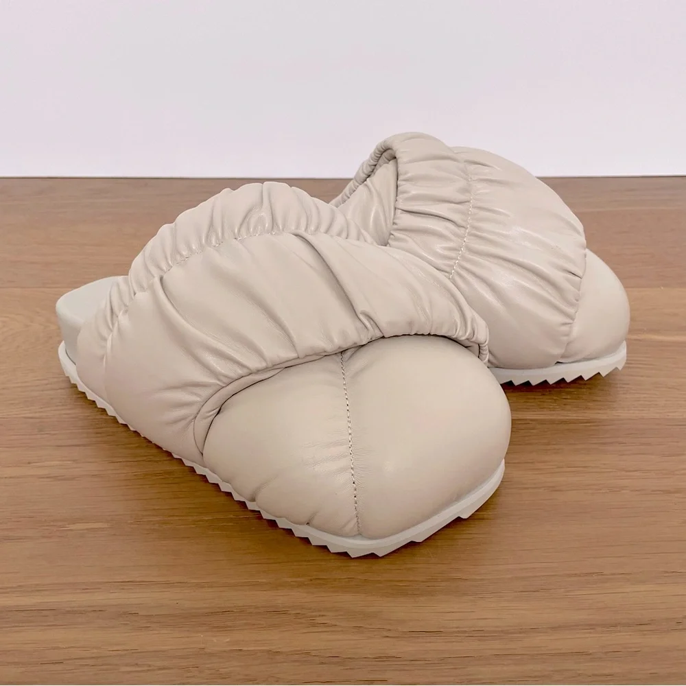 YUME YUME🇳🇱 Beige Tent Slides, IT38 - Picture 5 of 14